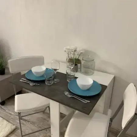 Daire Studio For 2 In Béziers